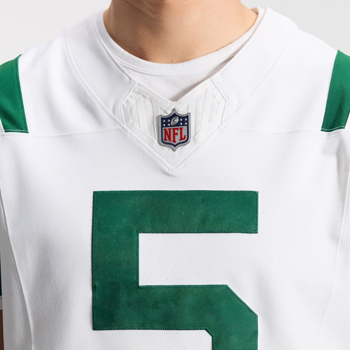 Men's New York Jets Garrett Wilson Nike White Classic Alternate Vapor F.U.S.E. Elite Jersey