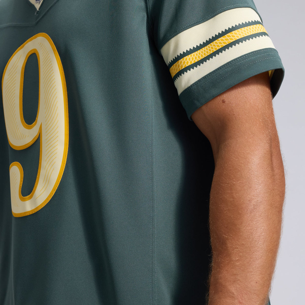 Men's Green Bay Packers Christian Watson Nike Green 2026 Rivalries Collection Stitched Limited Jersey